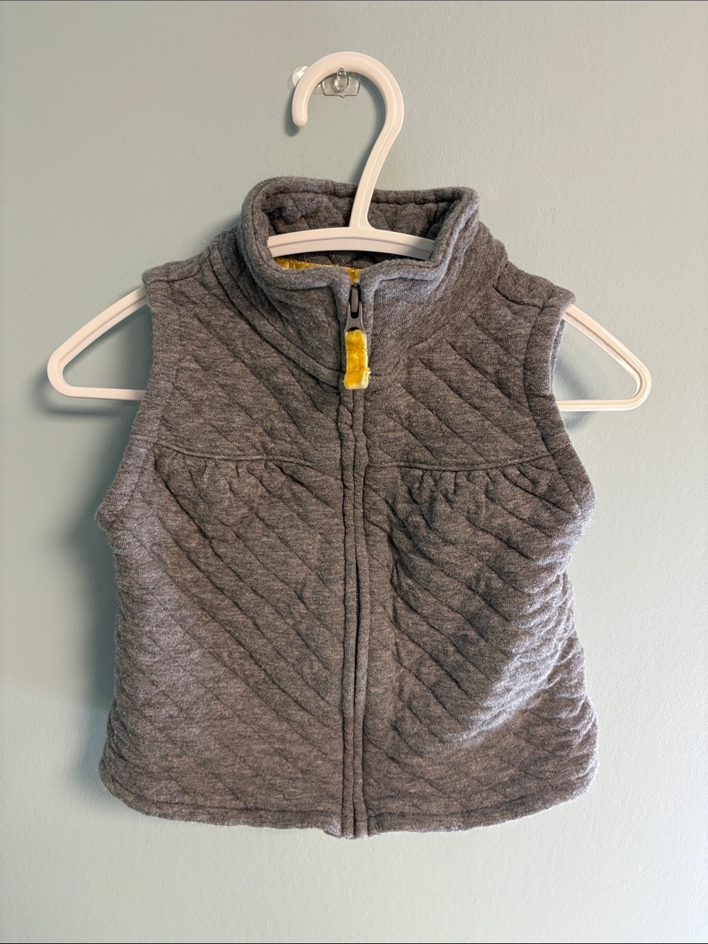 Carters Grey Quilted Zip Up Vest, Baby Boy Size 9months, Baby Vest